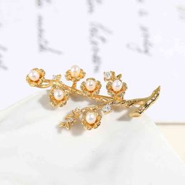 Vanssey luxe mode-sieraden bloem sakura natuurlijke parel kubieke zirkoon broche pin bruiloft accessoires voor vrouwen 2020