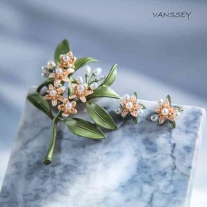 Vanssey Vintage mode bijoux fleur d'oranger perle d'eau douce naturelle vert broche broche foulards accessoires de mariage pour les femmes