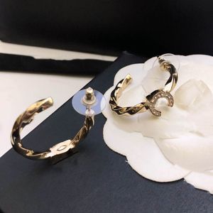 Divers nouveaux styles boucle d'oreille en or lettre C Logo marque femme boucle d'oreille concepteur de luxe ccity bijoux cristal perle boucles d'oreilles 155