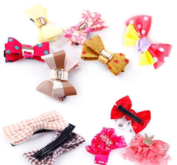 Varios PET Dog Cat Hair Clips Barrettes Lovely PET Hairpins 100 piezas tipo de mezcla al por mayor gratis