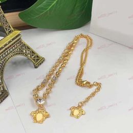 Différents styles disponibles, bracelet, boucles d'oreilles, collier, bague, manchette, boucles d'oreilles de créateurs, bijoux de luxe, Zircon, cristal, alphabet classique, Noël. haute qualité avec boîte