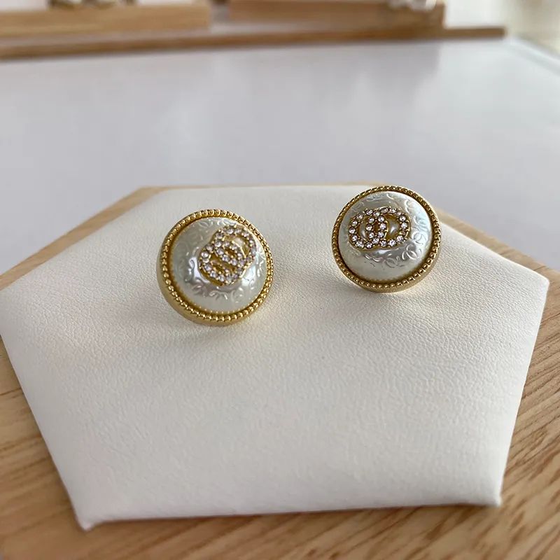 various womens trendy designer stud earrings stainless steel plated gold sier needle earring for women inlaid diamond pearl heart letter designer jewelry