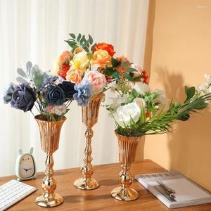 Vases 1 PCS Romantique Simulate Flowers Holders Anti-Fall Durable Gold Iron Vase Creative Wedding Po Accessoires