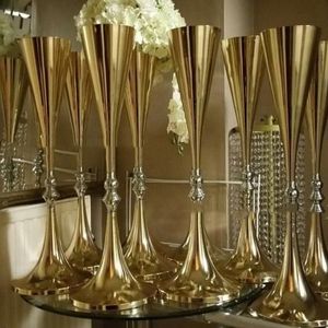 Vases 10pcs vendant une pièce maîtresse de candélabre en or de mariage de 69 cm de haut sur Yudao1197219P