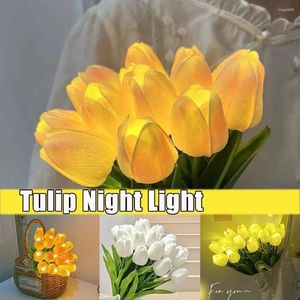 Vazen 10 stks Tulpen Met LED Licht Kunstmatige Tulp Bloemen Tafellamp Simulatie Boeket Nacht Geschenken Voor Huisdecoratie