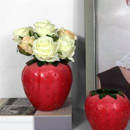 Vazen 2021 Strawberry Flower Vase Desktop Ornament Creative Pot Art Sculpture Desk Bureau Organizer Home Decoratie Flowerpot337Q