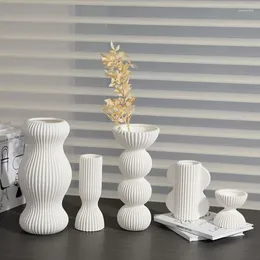 Vazen 2024 Keramische vaas Woonkamer Bloempot Arrangement Creatieve kunst Origami Stripe Geometrische Home Soft Decorations