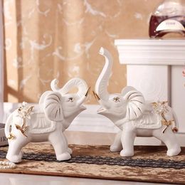 Vasi 2 pezzi statue di elefante in ceramica in stile nordico ornamenti di sculture di animali per la decorazione dell'ufficio domestico dormitorio decorazione del desktop regalo di compleanno