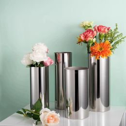 Vazen 304 roestvrijstalen metalen cilindrische vaas met water gedragen bloemen Europese stijl tafelblad