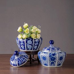 Vazen blauw en wit porselein vaas Chinese vintage reliëf snijwerk proces keramische ambachten woonkamer desktop bloem potten decoratieve