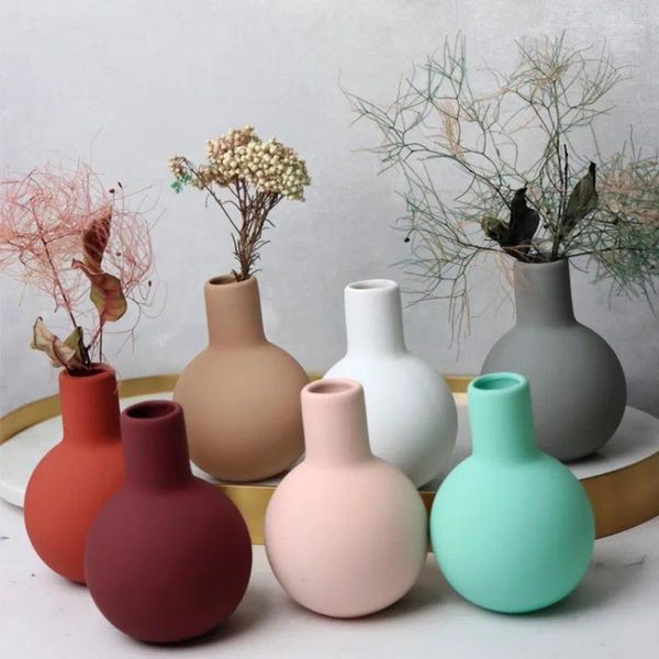 Vases en céramique Vase Créativité Northern Europe Morandi Mini Mini Small Flower Hydroponic Bonsai Plant Pot pour décoration maison