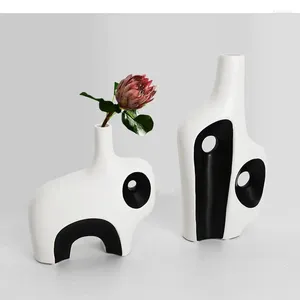 Vases Géométrie de vase en céramique Résumé Black and White Arrangement de floraux irréguliers Décoration de maison moderne Fournisseur d'artisanat