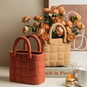 Vazen Keramische Vrouwen Tas Bloemen Vaas Nordic Luxe Handtas Bloempot Ornamenten Kantoor Woonkamer Decoratie Home Decor