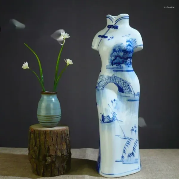 Vases classiques Cheongsam de Style chinois pour Jingdezhen, décorations artisanales bleues en céramique pour salon, bureau, étude