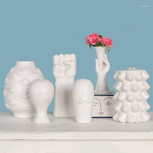 Vases Creative Ceramics Vase White Résumé Charac à main Artisanat Decoration Arrangement de fleurs Accessoires Modern Home Modern
