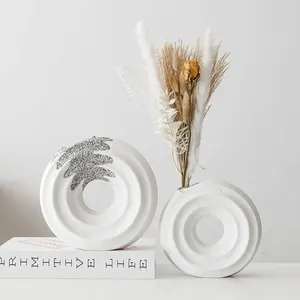 Vases Creative Circle Shape Vase Style décoratif Donut JardiniEre Réceptacle de fleurs irrégulier décor de table décor