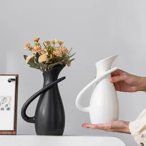 Vases Creative Matte Céramic Vase Ornements Salon Room Chambre Dining Table Floriage Arrangement de fleurs Conteneur Home Decoration Accessoires