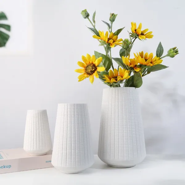 Jarrones creativos de cerámica nórdica modelado florero de flores arte de maíz arte moderno para la sala de estar en el hogar decoración de la oficina