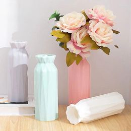 Vases Creative Nordic Vase Conteer Plastic Flower Pot Dorations Salon Small and Fresh Arrangement Decoration