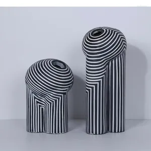 Vases Creative Resin Crafts Black and White Stripes Art Vase Vase Table Decoration Salon Résumé Fleur Fleur Decorations