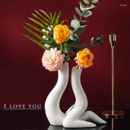 Vasen im europäischen Stil, Keramik, einfach und fortschrittlich, Sinn für Heimdekoration, Ornamente, menschliches Weiß