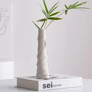 Vases Vase en céramique de style européen, conteneur commun en bambou blanc, décoration douce moderne, pot de fleur, décoration de pièce simple, bouteille de plante