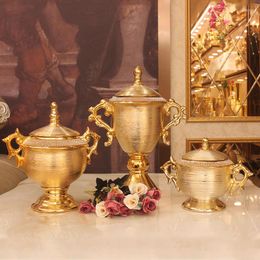Vazen Europese stijl Electroplating Golden Ceramic Crafts Wedding Home Model Tabletop El Luxury Decorations Bloem ornamenten