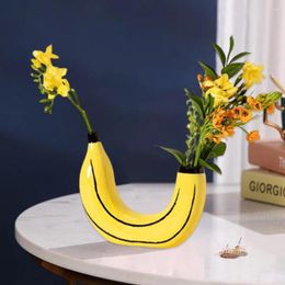 Vazen Bloemenvaas Realistisch uitziende stabiele basis Geen vervaging Dubbelkops ontwerp Decoratief bananenornament Familievoorraad