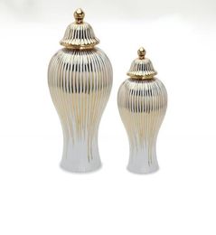 Vases Pot de stockage en céramique à rayures plaquées or avec couvercle, réservoir général doré, pots à bijoux, conteneurs cosmétiques, porcelaine de bureau Ornam2816008