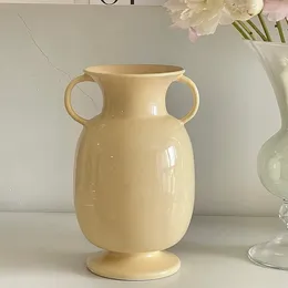 Vases grec classique rétro beige double poignée à double poignée en céramique lait jaune fufu chaud vase