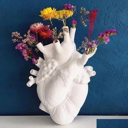 Jarrones de la forma del corazón Vase de flores Resina Ropa seca Cotas Cuerpo SCPTURE Desktop Pot decoración del hogar Adornos Drop entrega de la entrega del jardín Dhrmj