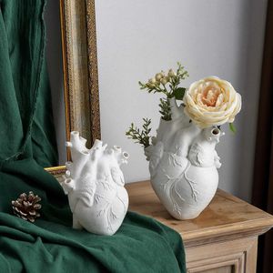 Vases en forme de coeur Vase Dry Pot Art Vase Vase Human State Human State Container Simulated Anatomy Heart en forme de coeur Décoration Valentin Day Gift J240515