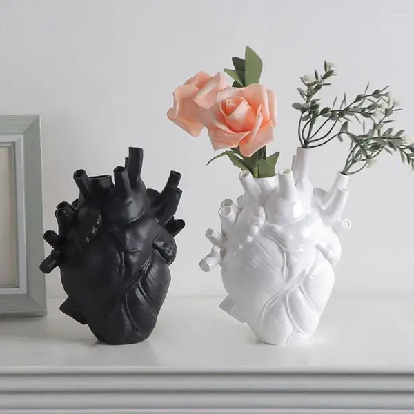 Vasen Herzvase für Heimdekoration, Desktop-Harz-Blumentopf, Skulptur, herzförmige Tischdekoration, getrocknete Blumen, Tischbehälter