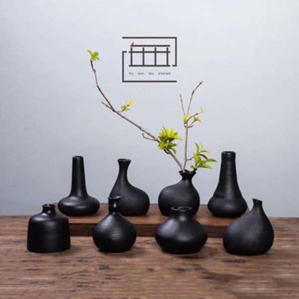 Vases vente chaude nouveau Arrangement de fleurs en céramique noire petit Vase décoration de la maison petit Vase ornement de table artisanat