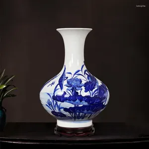 Vases Jingdezhen Lotus Vase en céramique avec fleur 3D peint à la main bleu et blanc ornement décoration de la maison porcelaine