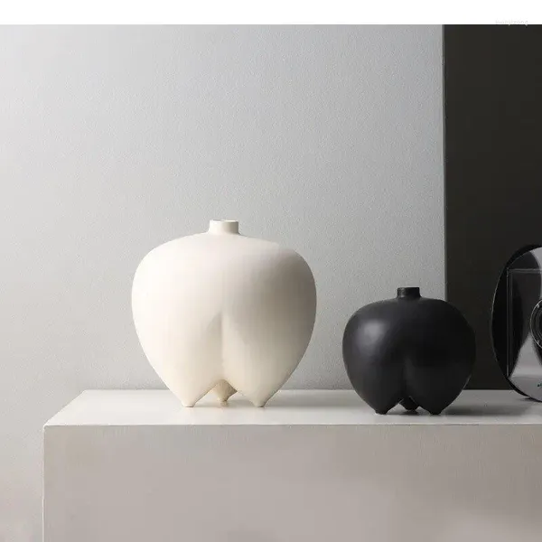 Vases minimalisme en céramique en forme de cœur, artisanat abstrait, décoration de bureau, arrangement floral en porcelaine, décor moderne