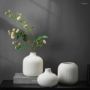 Vases Vase en céramique blanche minimaliste moderne, ensemble de 3 petits nervurés neutres pour étagère de table, bibliothèque et entrée