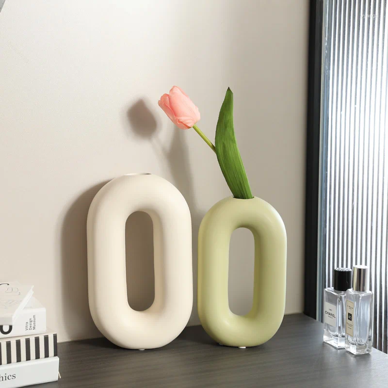 Vases Nordic Ceramic Art Arrangement Flower Vase Circular Hollow Donuts Pot Home Living Room Office Desktop Decor Accessories