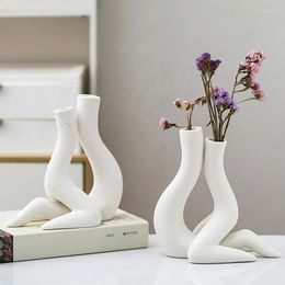 Jarrones Nordic Ceramic Vase Creative Flower Artement Arte seco Decoración del hogar Insertos Decoración del escritorio de artesanías