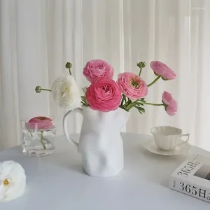 Vases Nordic Creative Irrégul Folds Advanced Ceramic Flower Arrangement Dispositions Home Decoration Ornements de la cruche de lait