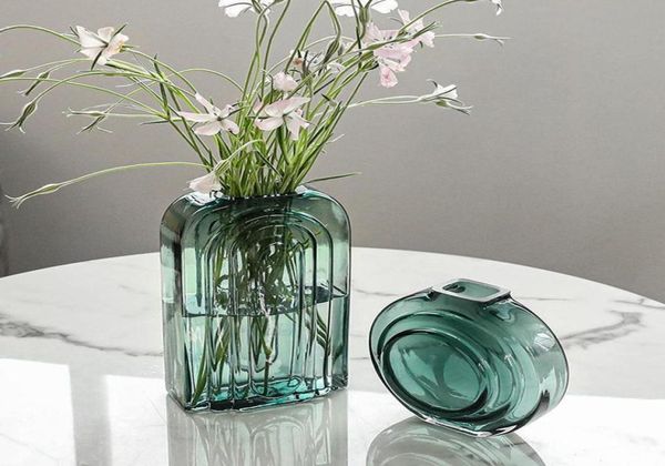 Vases Nordic Green Style Vase en verre noir Round Decoration Modern Decoration Potons de fleurs Room Terrarium Table Vessels1682181