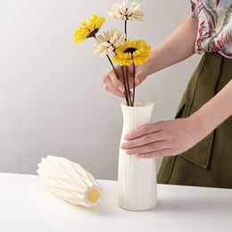 Vases Vase en plastique nordique Nouveauté Fleurs Funky Home Design Art Salon De Luxe Esthétique Mariages Vasi Per Fiori Décor