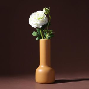 Vazen Noordse stijl Creatief Design Eenvoudig gekleurde keramische hoogwaardige tafel van hoge kwaliteit Tabletop Art Decoratie Flowerpot Bruiloft Decor Geschenken