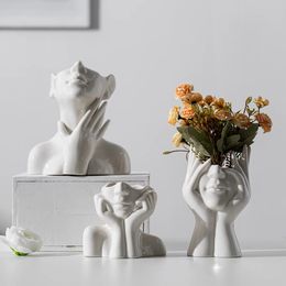 Vases Europe du nord le corps Art abstrait visage humain Vase en céramique Art fleur créatif pot de fleurs décorations de bureau décorations pour la maison 231208