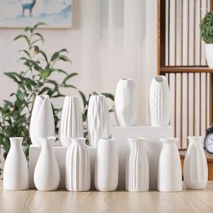 Jarrones Vasos asados lisos Matte White Ceramic Flower Pot Creative Simple Living Sala Home Decoración exquisita Decoración moderna