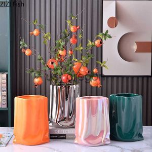 Vases Texture plissée en céramique Vase Gold Plants en pot de bureau Décoration Fleurs Pots DÉCORATIVE ARESSATION DE FLORATION DES VASES FLORAUX X0630