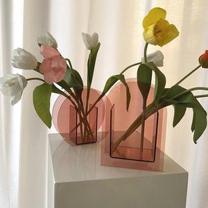 Vazen Eenvoudige Desktop Decoratie Plant Bloemen Container Ins Trend Ronde Gebogen Vaas Koffie Roze Gekleurd Acryl Geometrisch