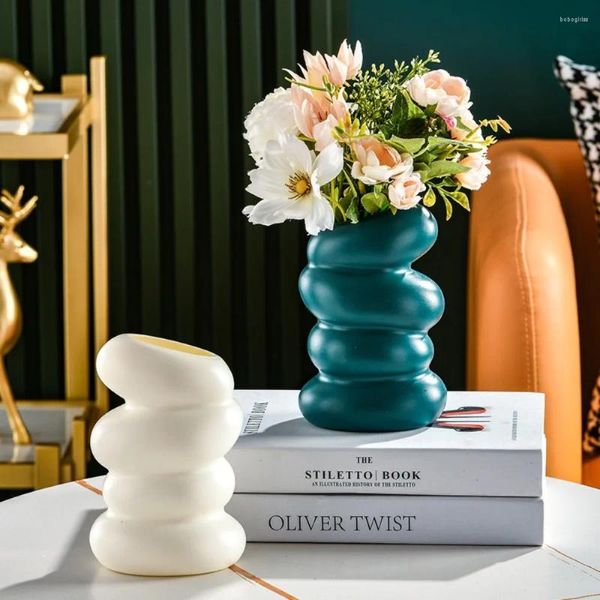 Vases Spiral Design Flower Vase Vase Imitation Céramique Arrangement de plastique Céramique Modern Nordic Style Pot Home Decoration