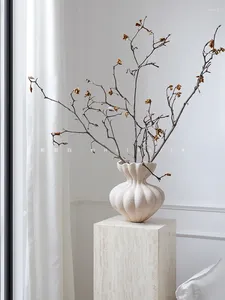 Vases Vase Cerramic Couleur solide Advanced Chinese Desktop Decoration Français Français adaptés à la table à manger Home Retro Art Flower 1PC