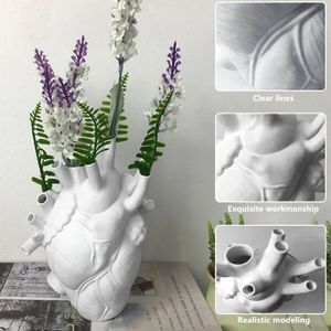 Vases Vase conteneur Simulation anatomique en forme de coeur Vase séché Pot de fleur Art Vase humain Statue bureau décoration de la maison ornements 231009